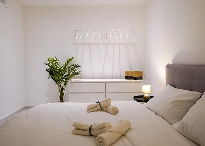 Luxury Brand New Holiday Apartments Top Location