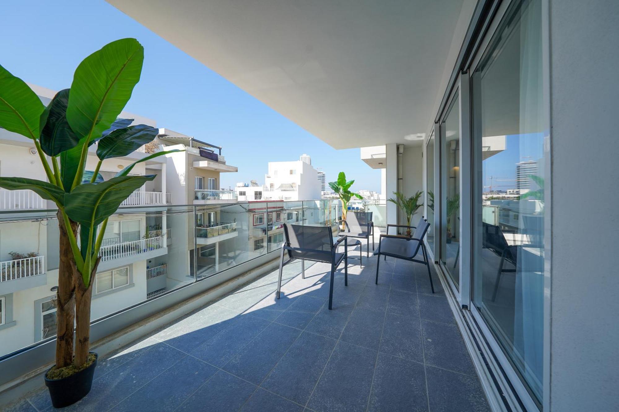 Luxury Brand New Location Is-Swieqi