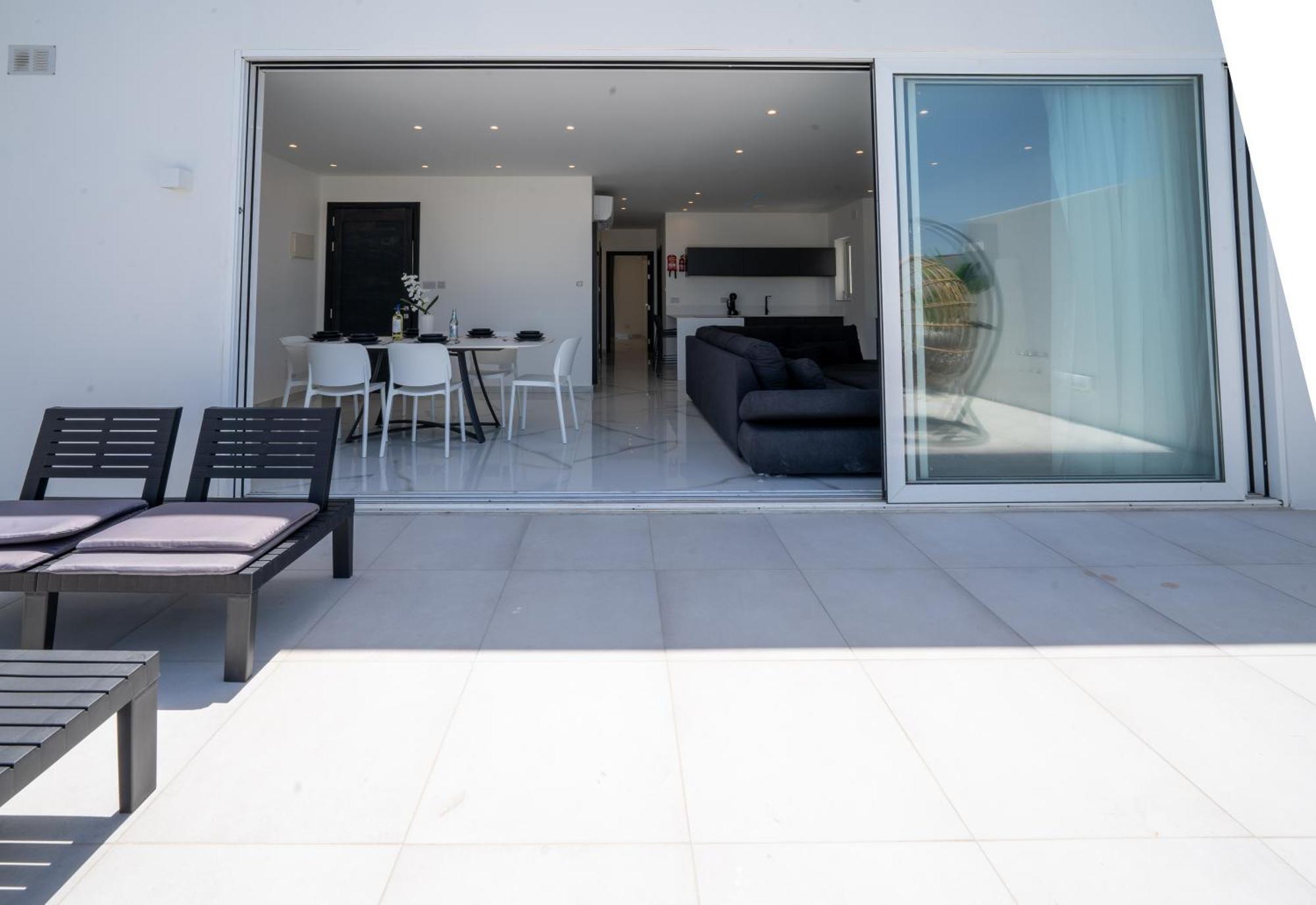 Luxury Brand New Location Is-Swieqi