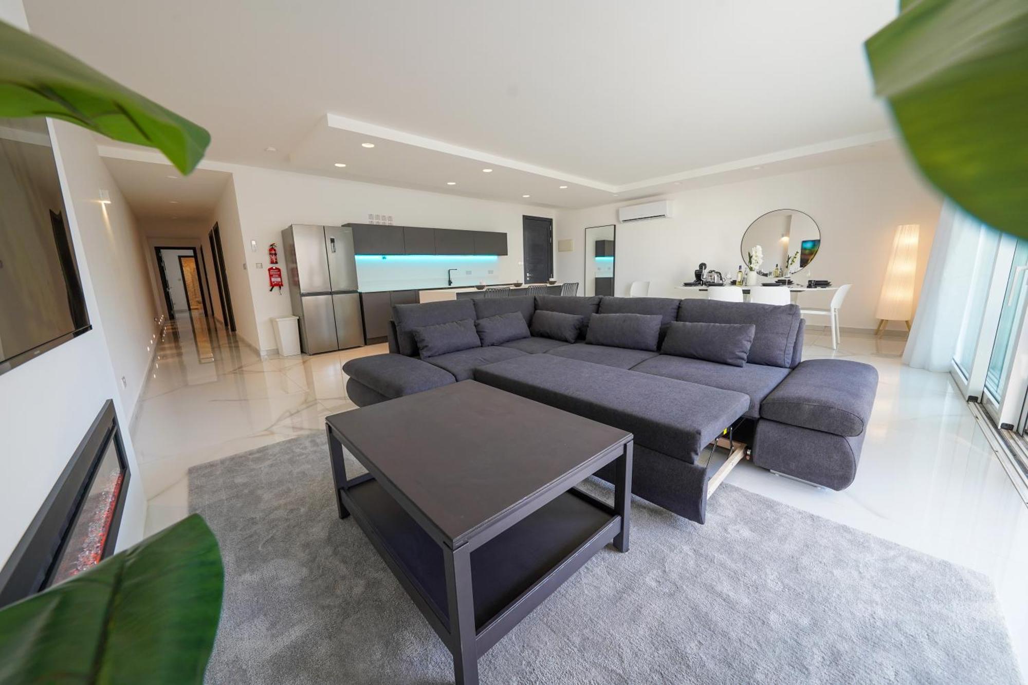 Luxury Brand New Location Is-Swieqi