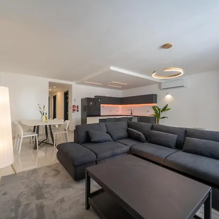 Luxury Brand New Holiday Apartments Top Location Is-Swieqi Exterior photo