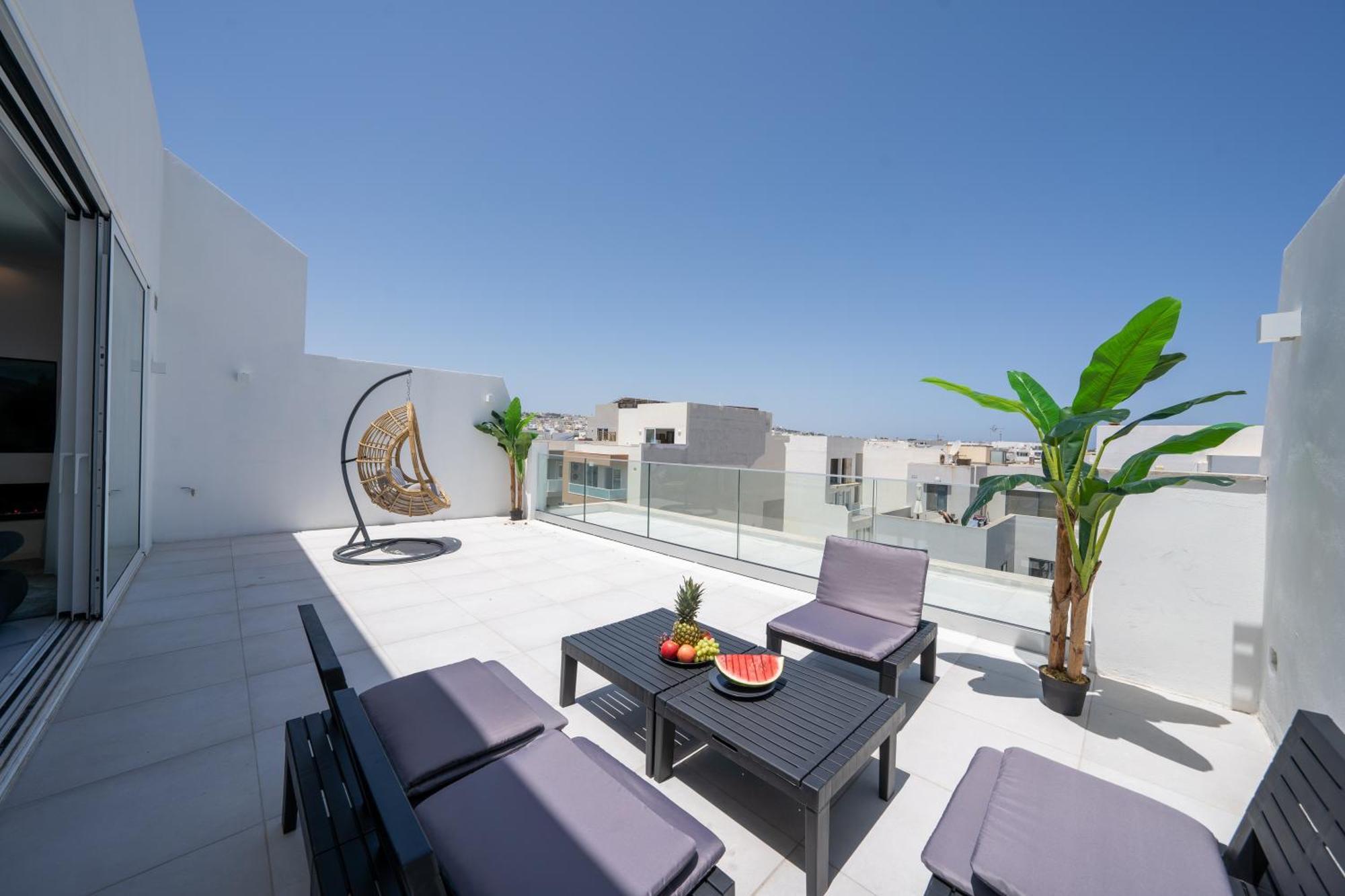 Luxury Brand New Location Apartment Is-Swieqi