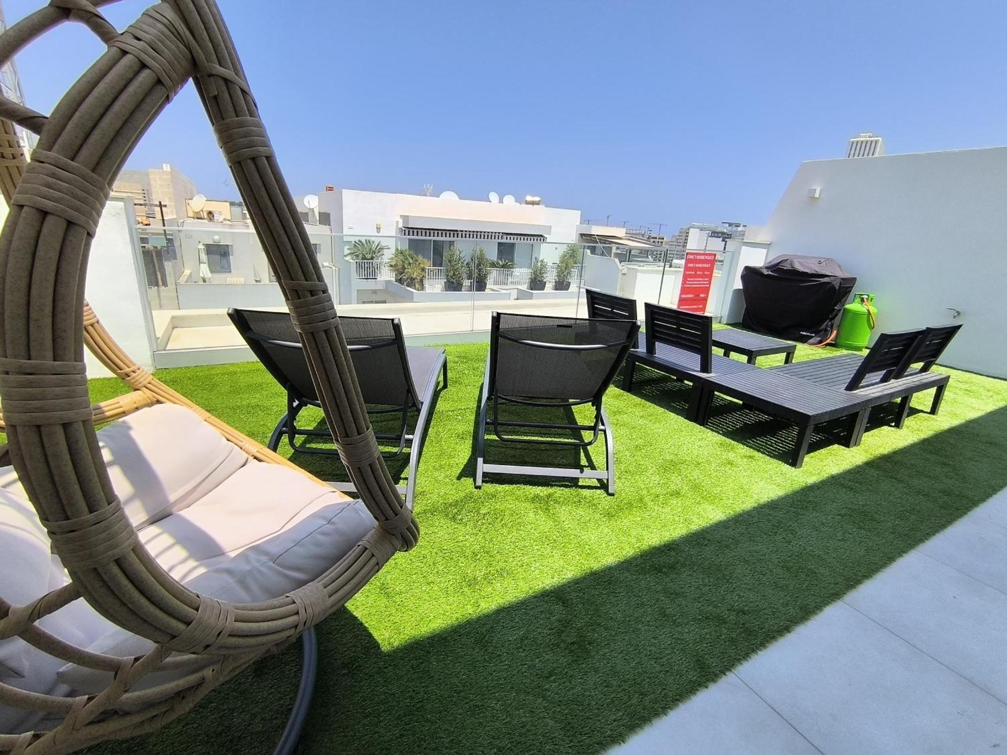 Luxury Brand New Location *